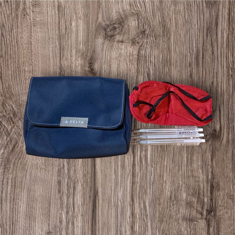 Delta Air Lines Blue Fabric Toiletry Makeup Amenity Travel Bag Sleep mask pens